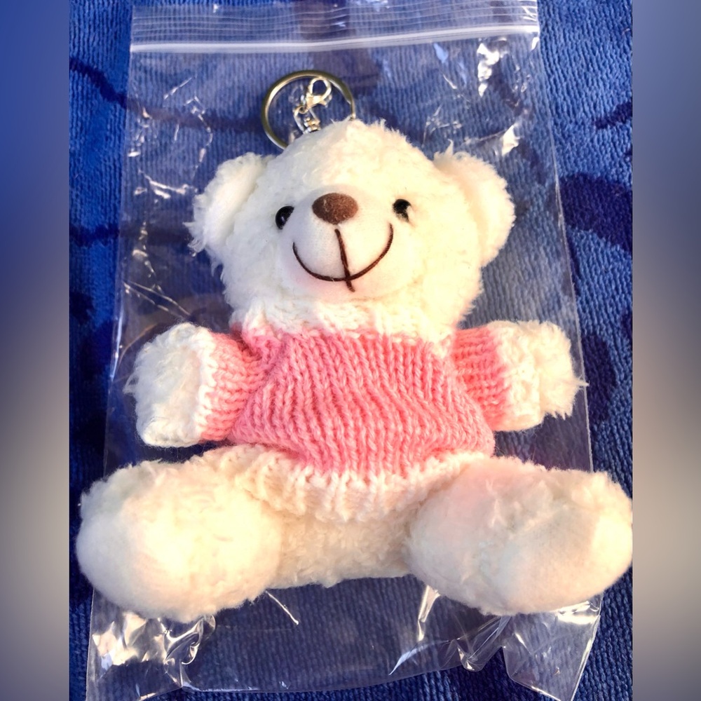 Plush Teddy Keychain - Pink Sweater | SO CUTE | SO HAPPY! 🧸🧸🧸 | Bag Charm | New - Picture 3 of 4